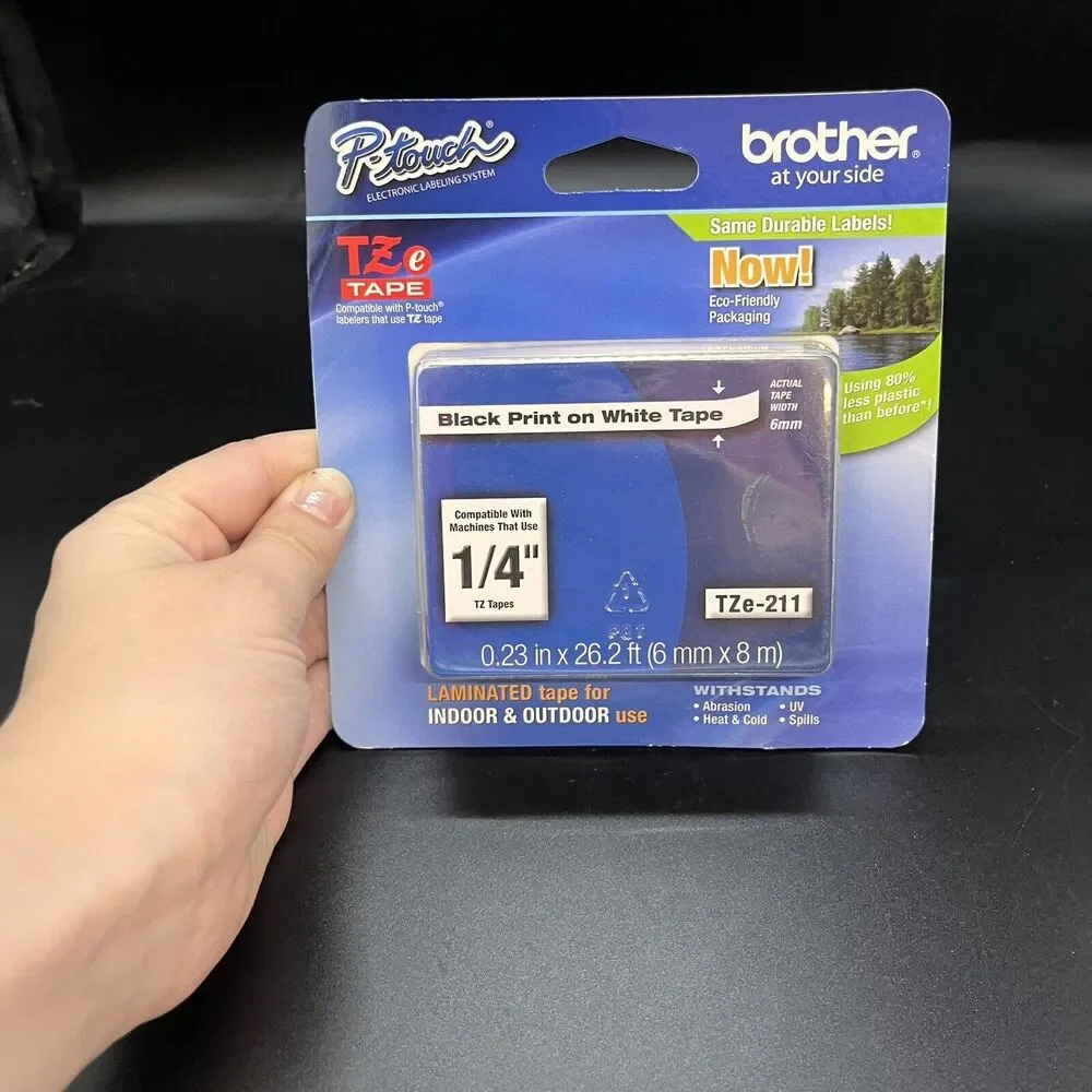 Brother P-Touch PT-1090BK Handheld Label Maker Office No Cable With Extra Tapes
